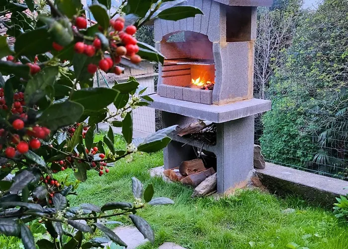 Casa Gelsomino, Laglio, * Laglio